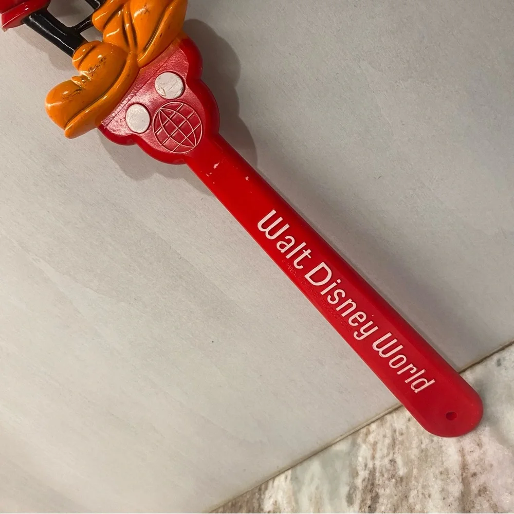 Disney Mickey Mouse Walt Disney World Back Scratcher Park Souvenir